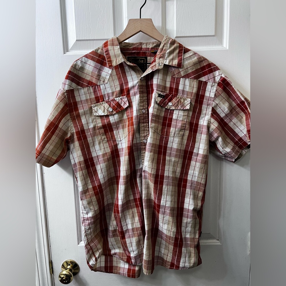 Howler brother short sleeve pearl button shirt.